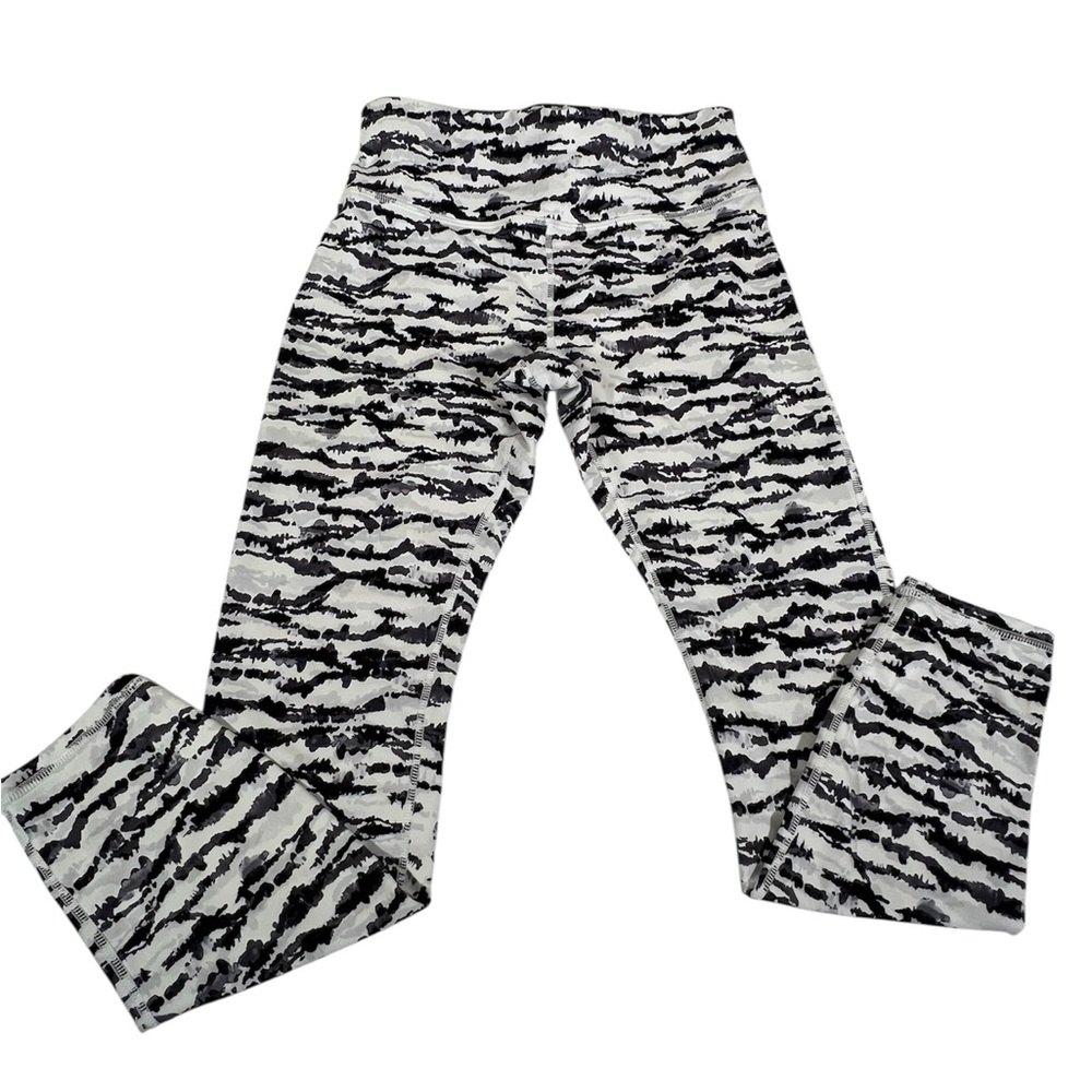 Fabletics Women's  Leggings  Animal Print Black White Tiger Size Med